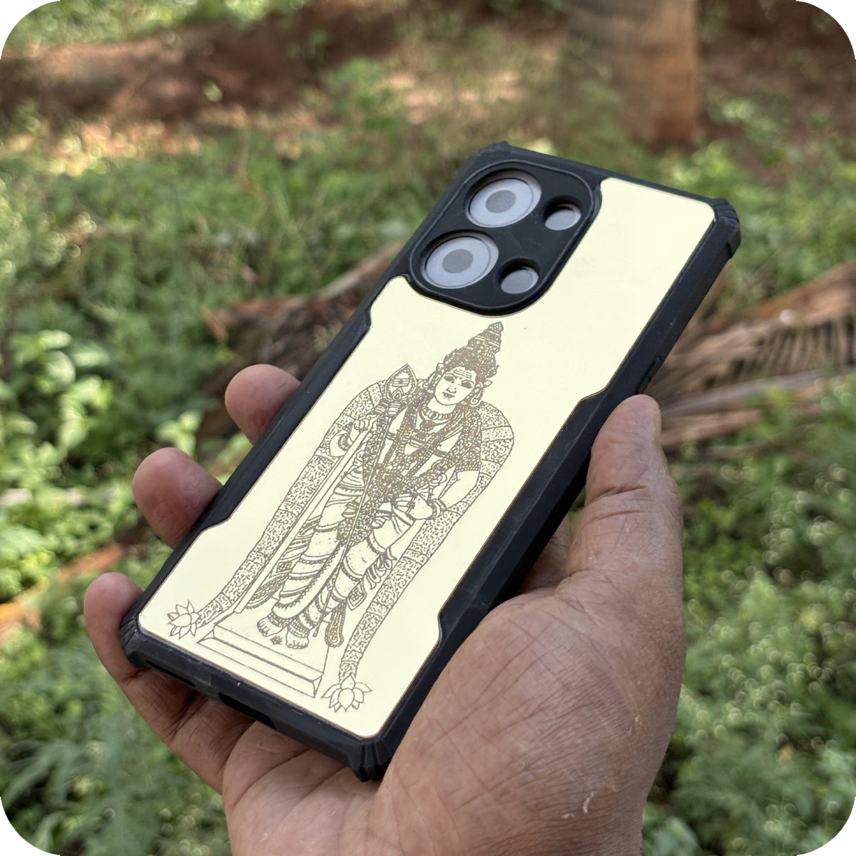 Murugar with Raja alangaram Gold Cases